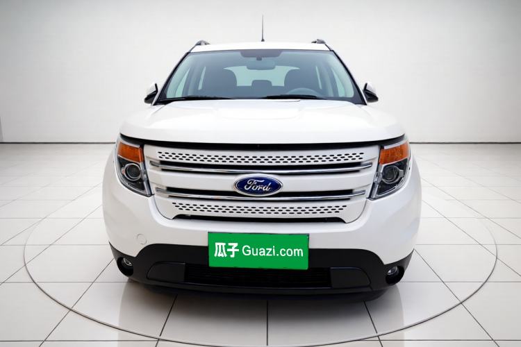 Used Ford Explorer 2013 3.5L Deluxe Model Front