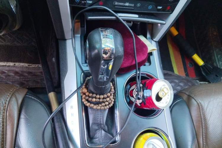 Used Ford Explorer 2013 3.5L Deluxe Model Gear Lever
