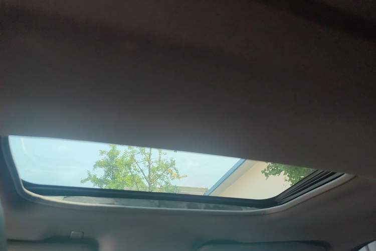 Used Ford Explorer 2013 3.5L Deluxe Model Headliner
