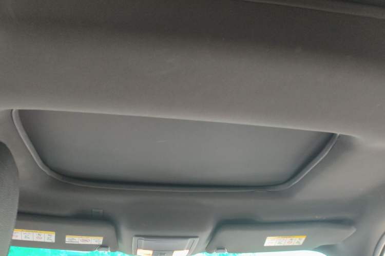 Used Ford Explorer 2013 3.5L Deluxe Model Headliner