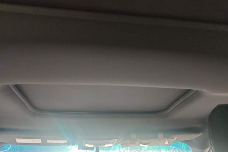 Used Ford Explorer 2013 3.5L Deluxe Model Headliner