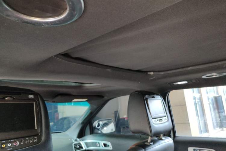 Used Ford Explorer 2013 3.5L Deluxe Model Headliner