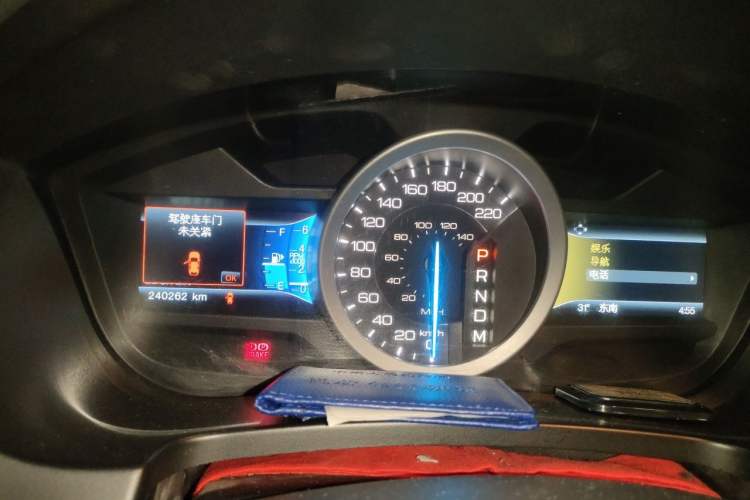 Used Ford Explorer 2013 3.5L Deluxe Model Instrument Cluster