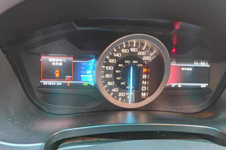 Used Ford Explorer 2013 3.5L Deluxe Model Instrument Cluster