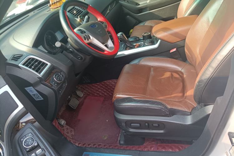 Used Ford Explorer 2013 3.5L Prestige Model Interior 2