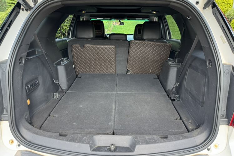 Used Ford Explorer 2013 3.5L Deluxe Model Interior 7