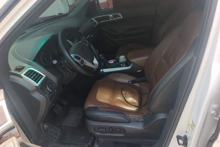 Used Ford Explorer 2013 3.5L Deluxe Model Left Front Seat