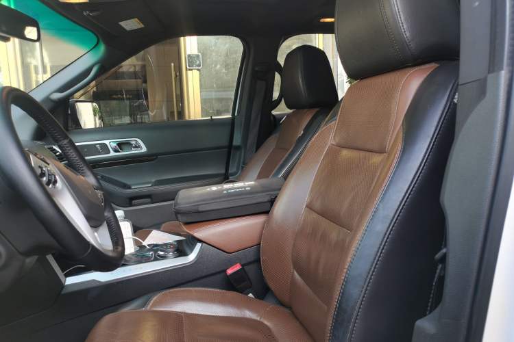 Used Ford Explorer 2013 3.5L Deluxe Model Left Front Seat