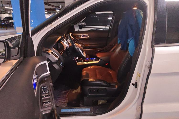 Used Ford Explorer 2013 3.5L Deluxe Model Left Front Seat