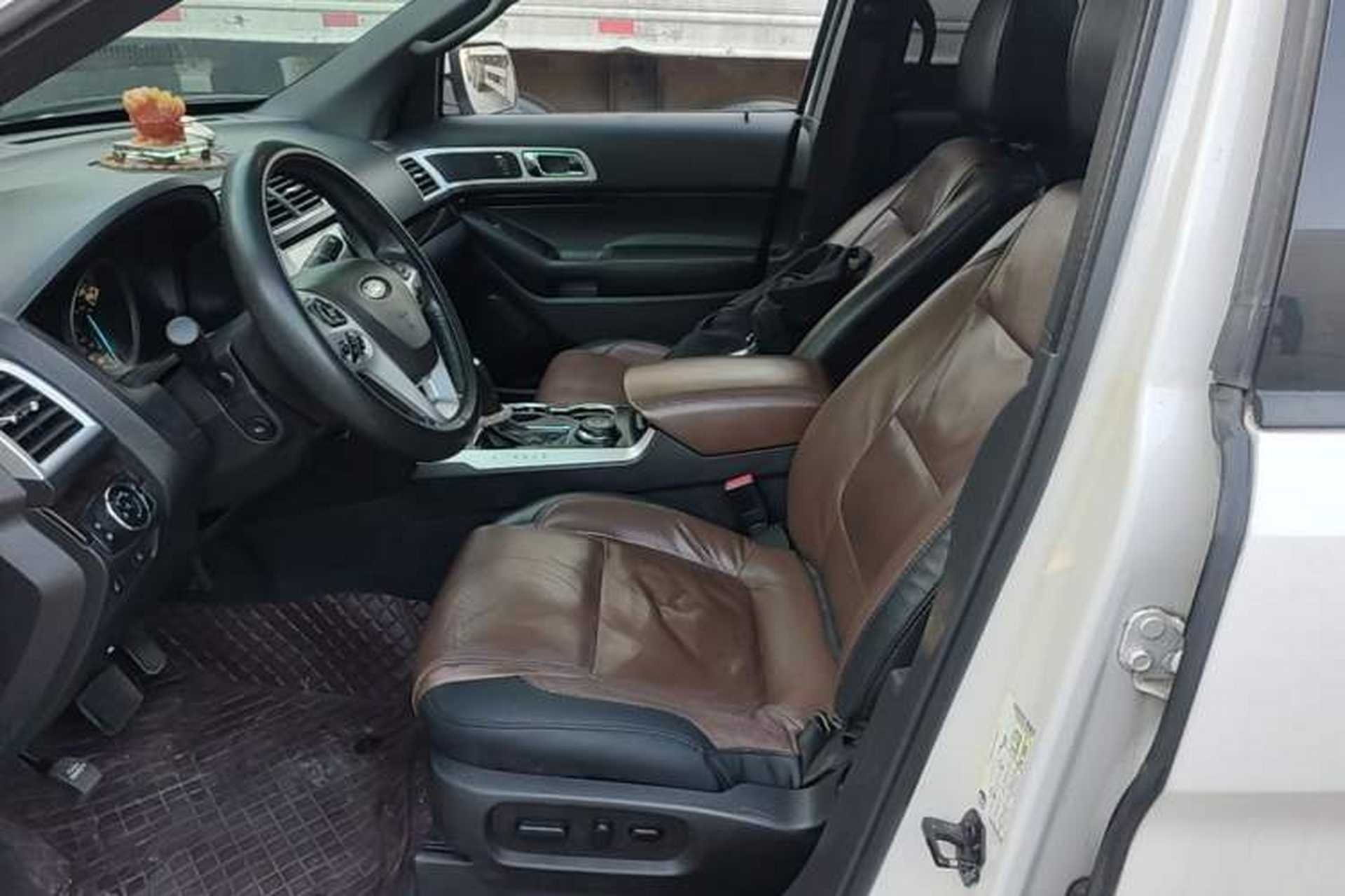 Used Ford Explorer 2013 3.5L Deluxe Model Left Front Seat