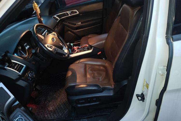 Used Ford Explorer 2013 3.5L Deluxe Model Left Front Seat