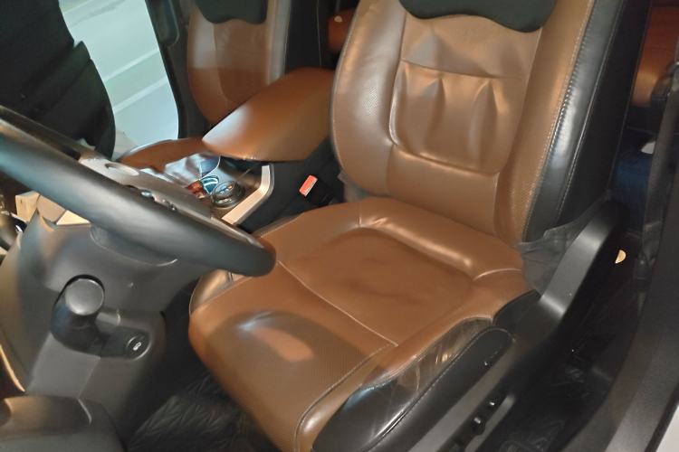 Used Ford Explorer 2013 3.5L Deluxe Model Left Front Seat
