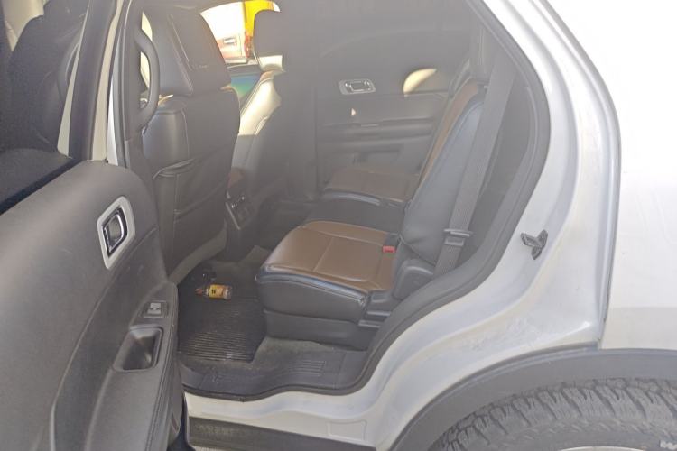 Used Ford Explorer 2013 3.5L Deluxe Model Left Rear Seat