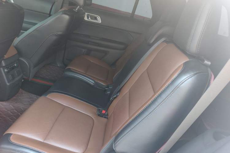 Used Ford Explorer 2013 3.5L Deluxe Model Left Rear Seat