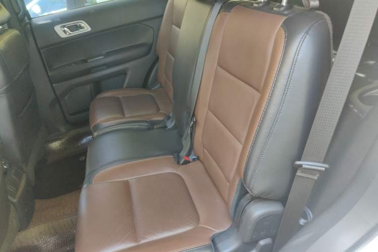 Used Ford Explorer 2013 3.5L Deluxe Model Left Rear Seat