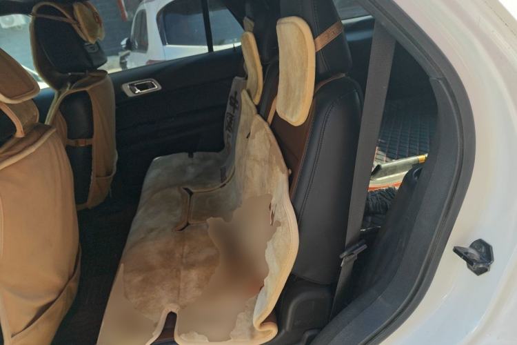 Used Ford Explorer 2013 3.5L Deluxe Model Left Rear Seat