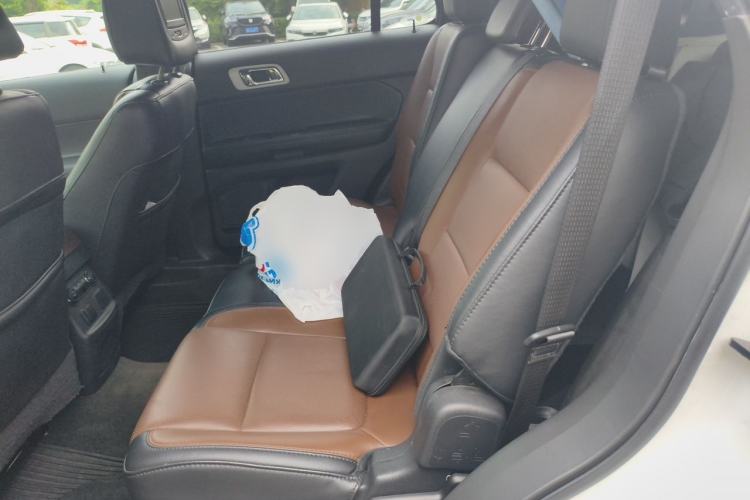 Used Ford Explorer 2013 3.5L Deluxe Model Left Rear Seat