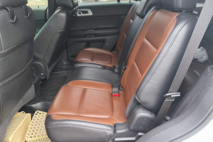 Used Ford Explorer 2013 3.5L Deluxe Model Left Rear Seat