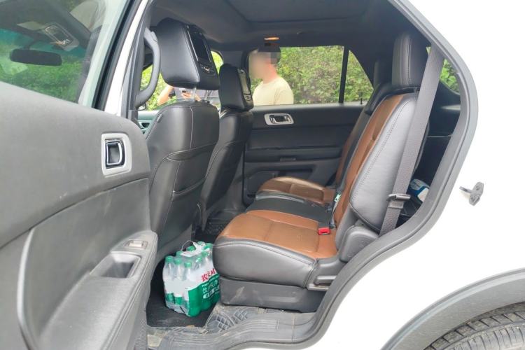 Used Ford Explorer 2013 3.5L Deluxe Model Left Rear Seat