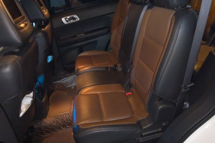 Used Ford Explorer 2013 3.5L Deluxe Model Left Rear Seat