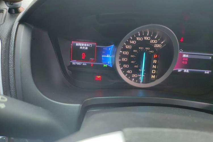 Used Ford Explorer 2013 3.5L Deluxe Model Odometer Close Up
