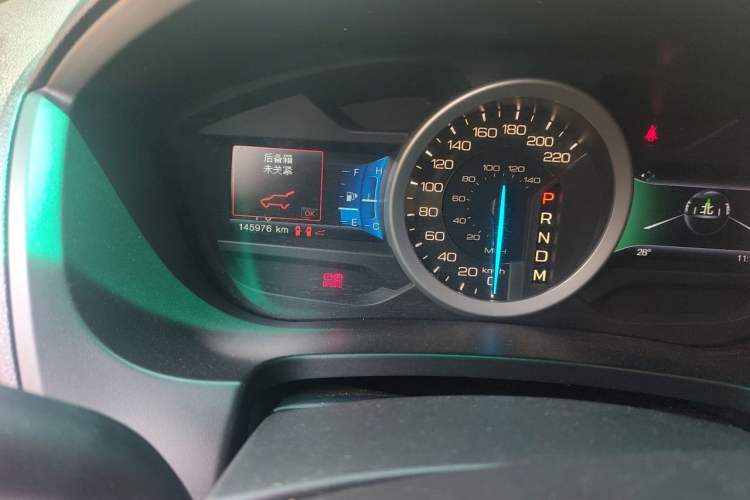 Used Ford Explorer 2013 3.5L Deluxe Model Odometer Close Up
