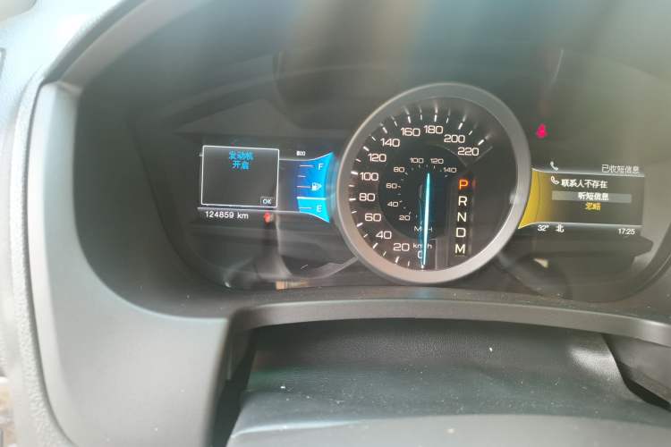 Used Ford Explorer 2013 3.5L Deluxe Model Odometer Close Up