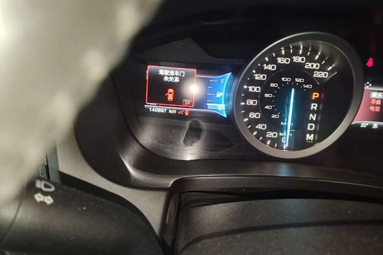 Used Ford Explorer 2013 3.5L Deluxe Model Odometer Close Up