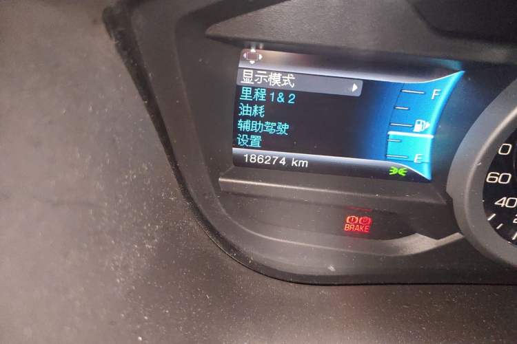 Used Ford Explorer 2013 3.5L Deluxe Model Odometer Close Up