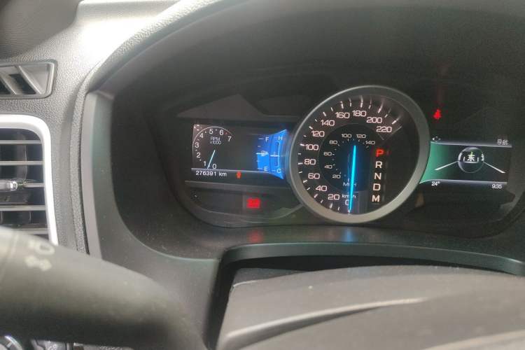 Used Ford Explorer 2013 3.5L Deluxe Model Odometer Close Up