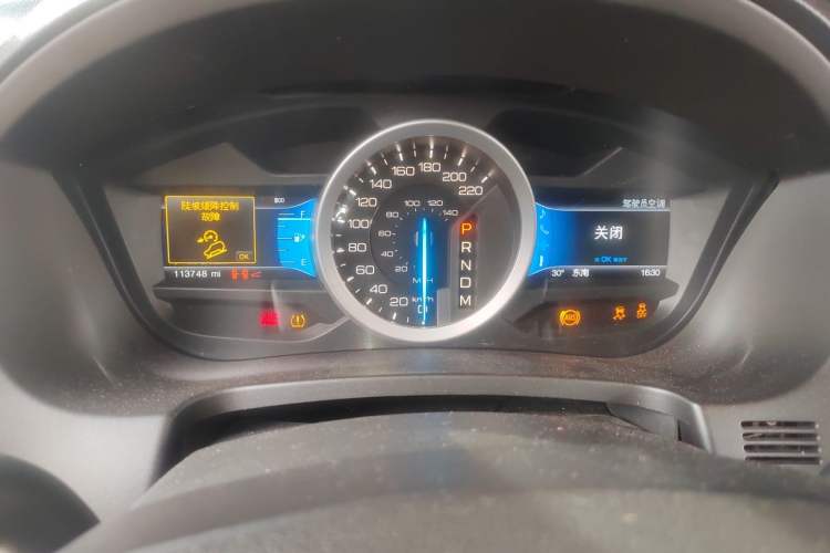 Used Ford Explorer 2013 3.5L Deluxe Model Odometer Close Up