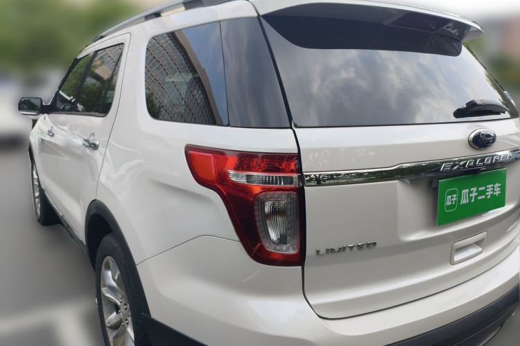 Used Ford Explorer 2013 3.5L Deluxe Model Rear Left 45 Deg