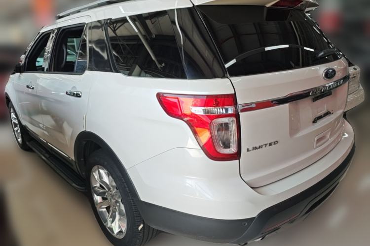 Used Ford Explorer 2013 3.5L Deluxe Model Rear Left 45 Deg