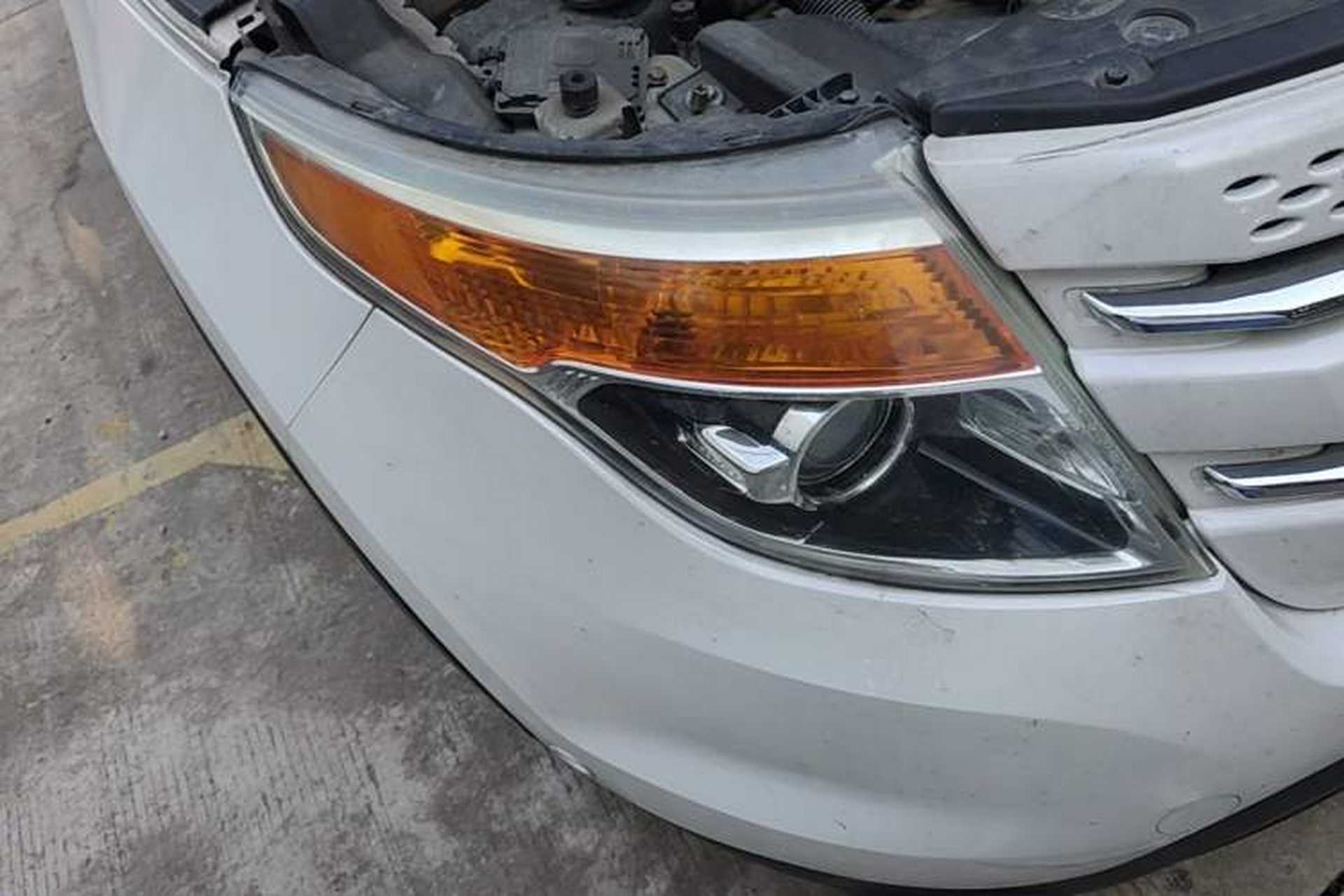 Used Ford Explorer 2013 3.5L Deluxe Model Right Front Headlight