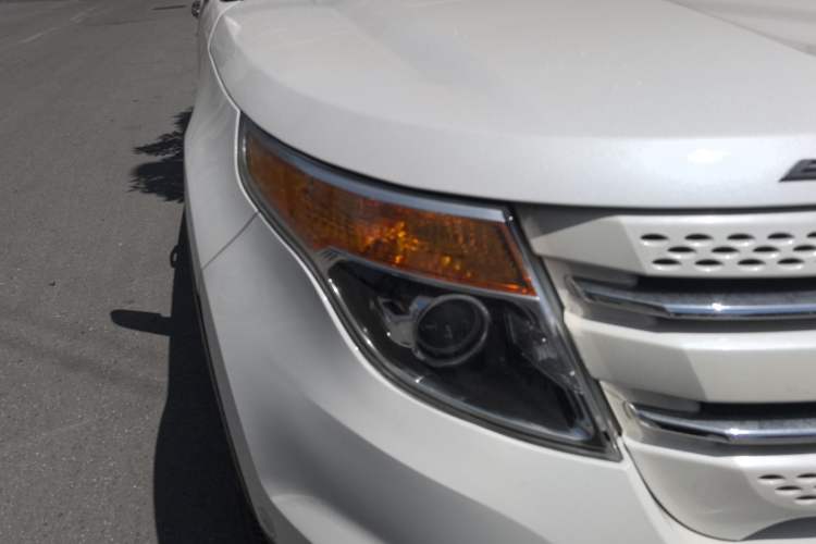 Used Ford Explorer 2013 3.5L Deluxe Model Right Front Headlight