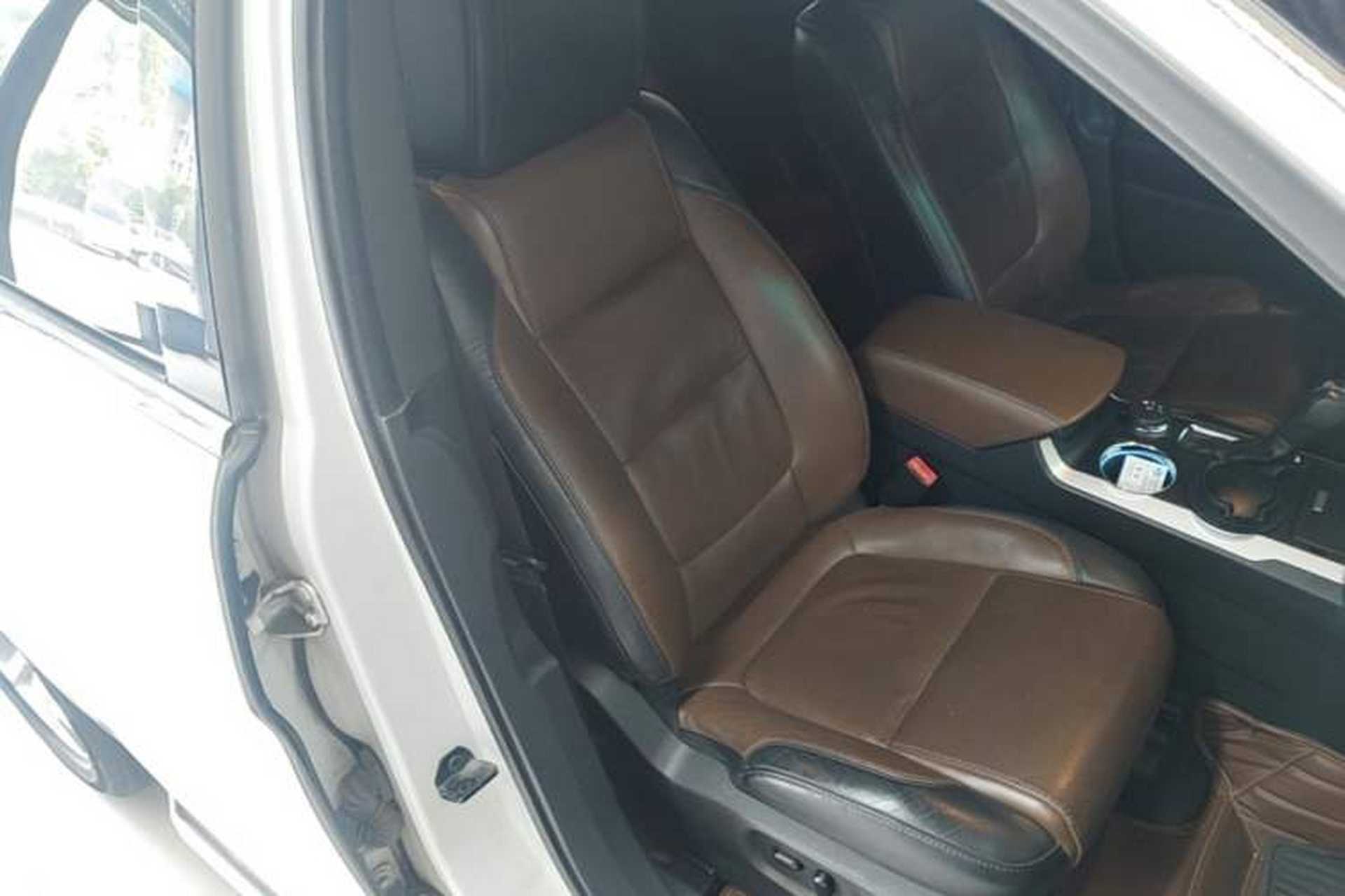 Used Ford Explorer 2013 3.5L Deluxe Model Right Front Seat