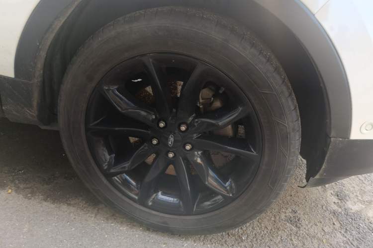 Used Ford Explorer 2013 3.5L Deluxe Model Right Front Wheel Hub