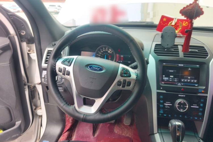 Used Ford Explorer 2013 3.5L Deluxe Model Steering Wheel