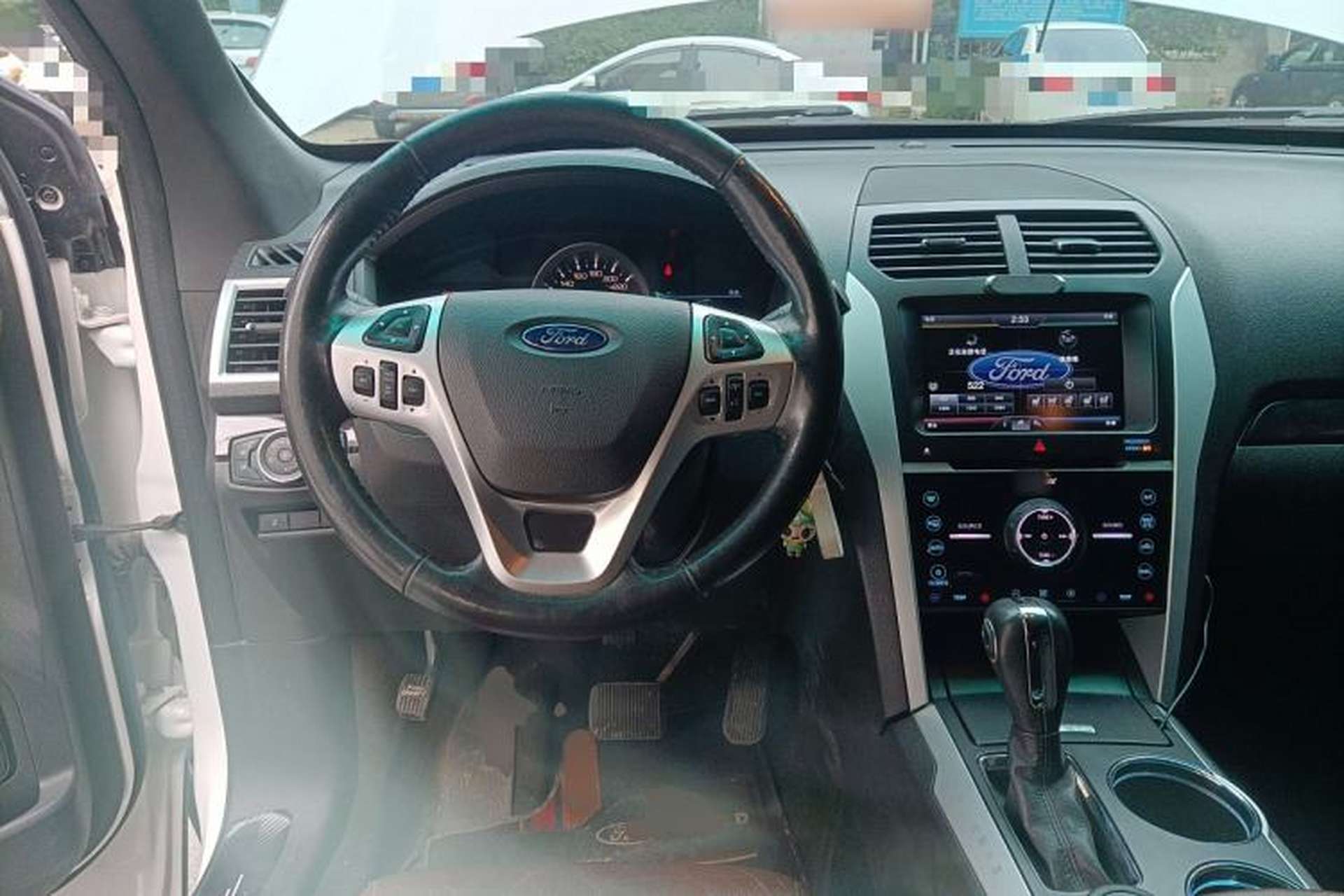 Used Ford Explorer 2013 3.5L Deluxe Model Steering Wheel