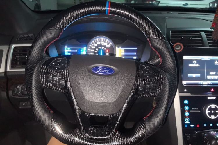 Used Ford Explorer 2013 3.5L Deluxe Model Steering Wheel