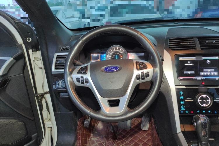 Used Ford Explorer 2013 3.5L Deluxe Model Steering Wheel