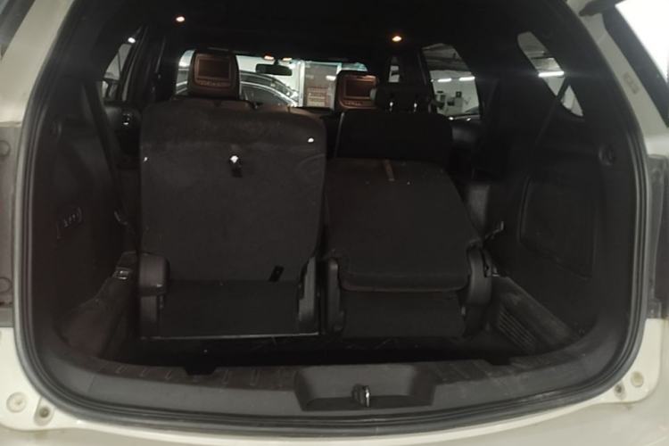 Used Ford Explorer 2013 3.5L Deluxe Model Trunk