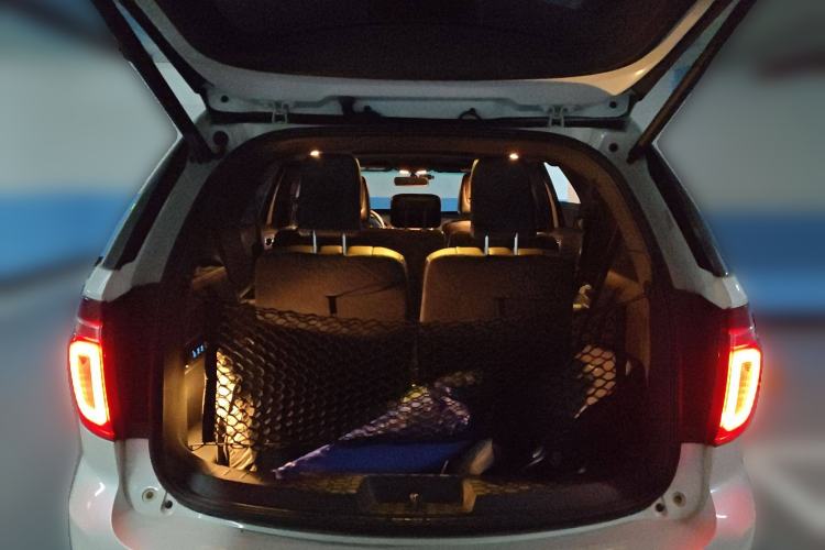 Used Ford Explorer 2013 3.5L Deluxe Model Trunk