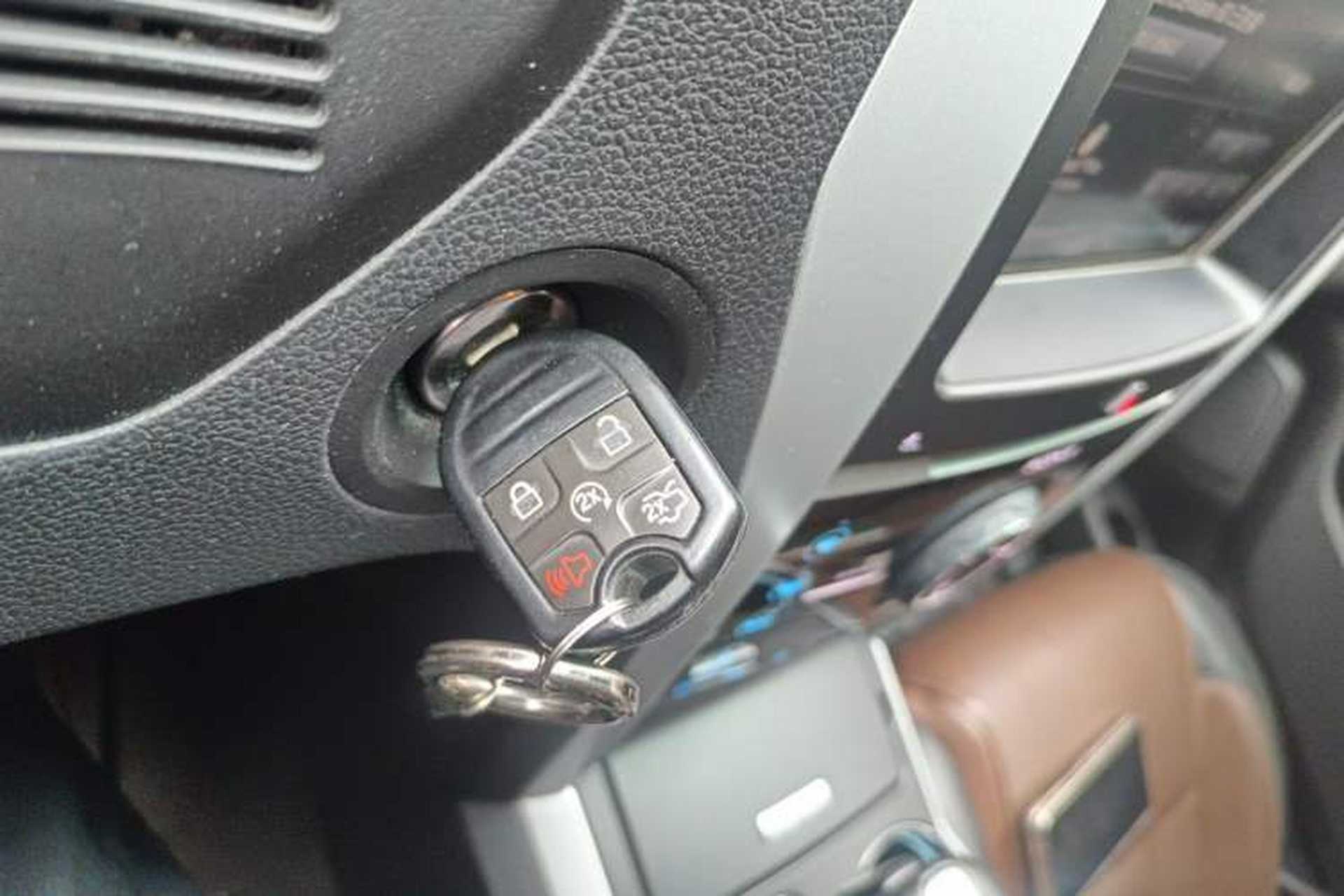Used Ford Explorer 2013 3.5L Deluxe Model Vehicle Key