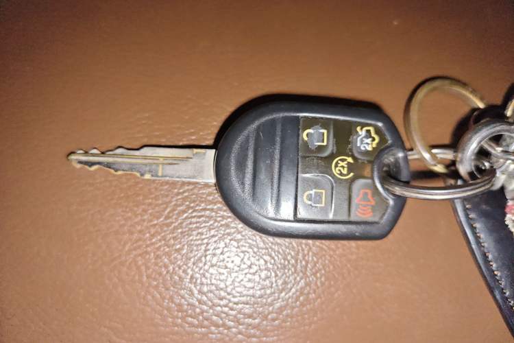 Used Ford Explorer 2013 3.5L Deluxe Model Vehicle Key