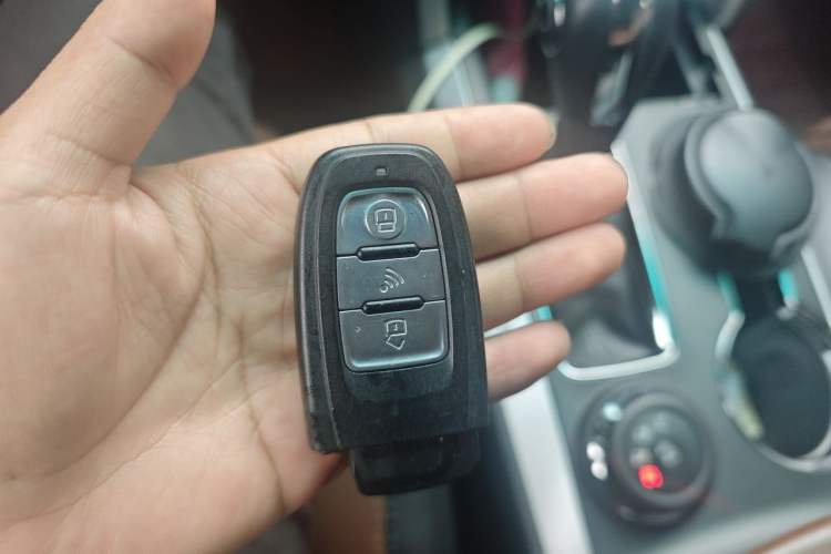Used Ford Explorer 2013 3.5L Deluxe Model Vehicle Key