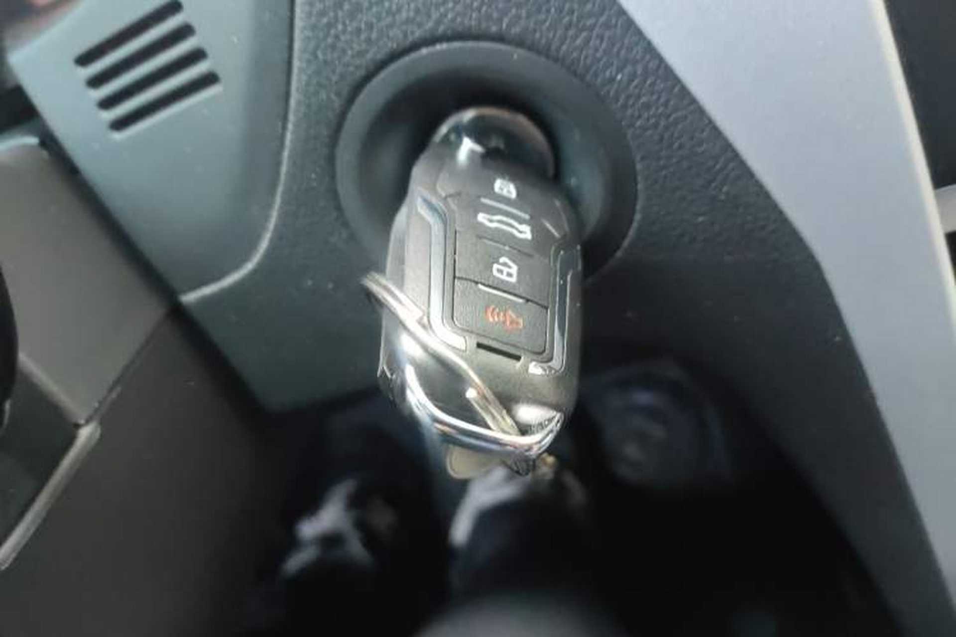 Used Ford Explorer 2013 3.5L Deluxe Model Vehicle Key