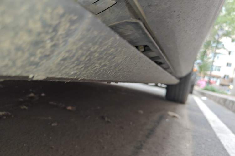 Used Ford Explorer  Chassis Front Left