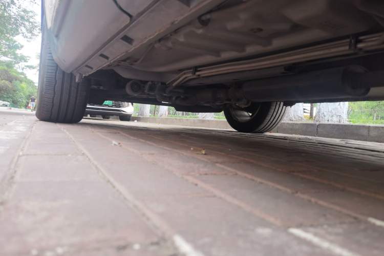 Used Ford Explorer  Chassis Rear Left