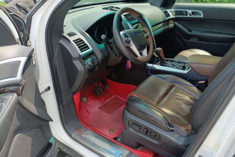 Used Ford Explorer  Driver Seat